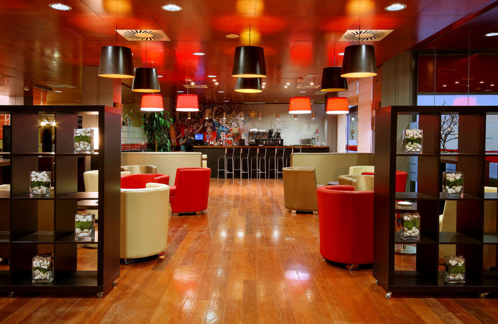 Hotelsefutbol Las Rozas de Madrid Exterior photo